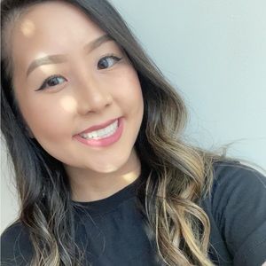 Meet your posher, Stacy!